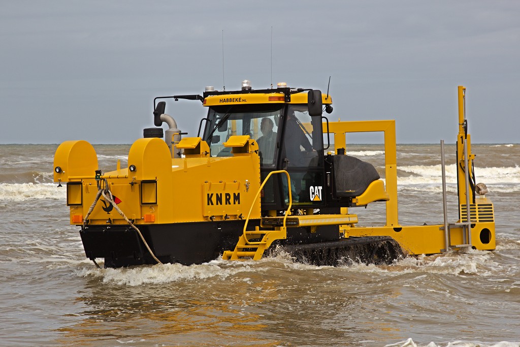 sar katwijk aan zee knrm evenement event festival reddingsdemonstratie search and rescue hulp Abraham Fock crashtender reddingsboot sos hulp in nood scheepsramp
